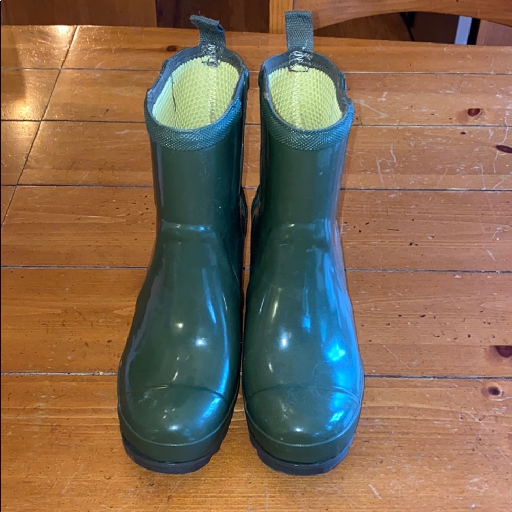 Sorel rain boots